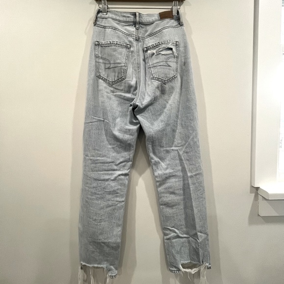 American Eagle Boyfriend Jeans - Picture 2 of 3